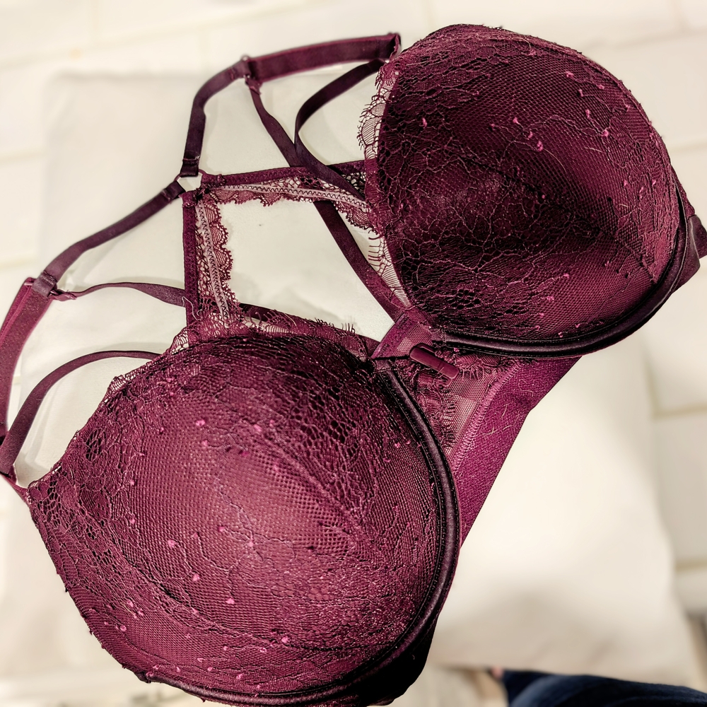 Victoria's Secret Deep Purple Lace Bra